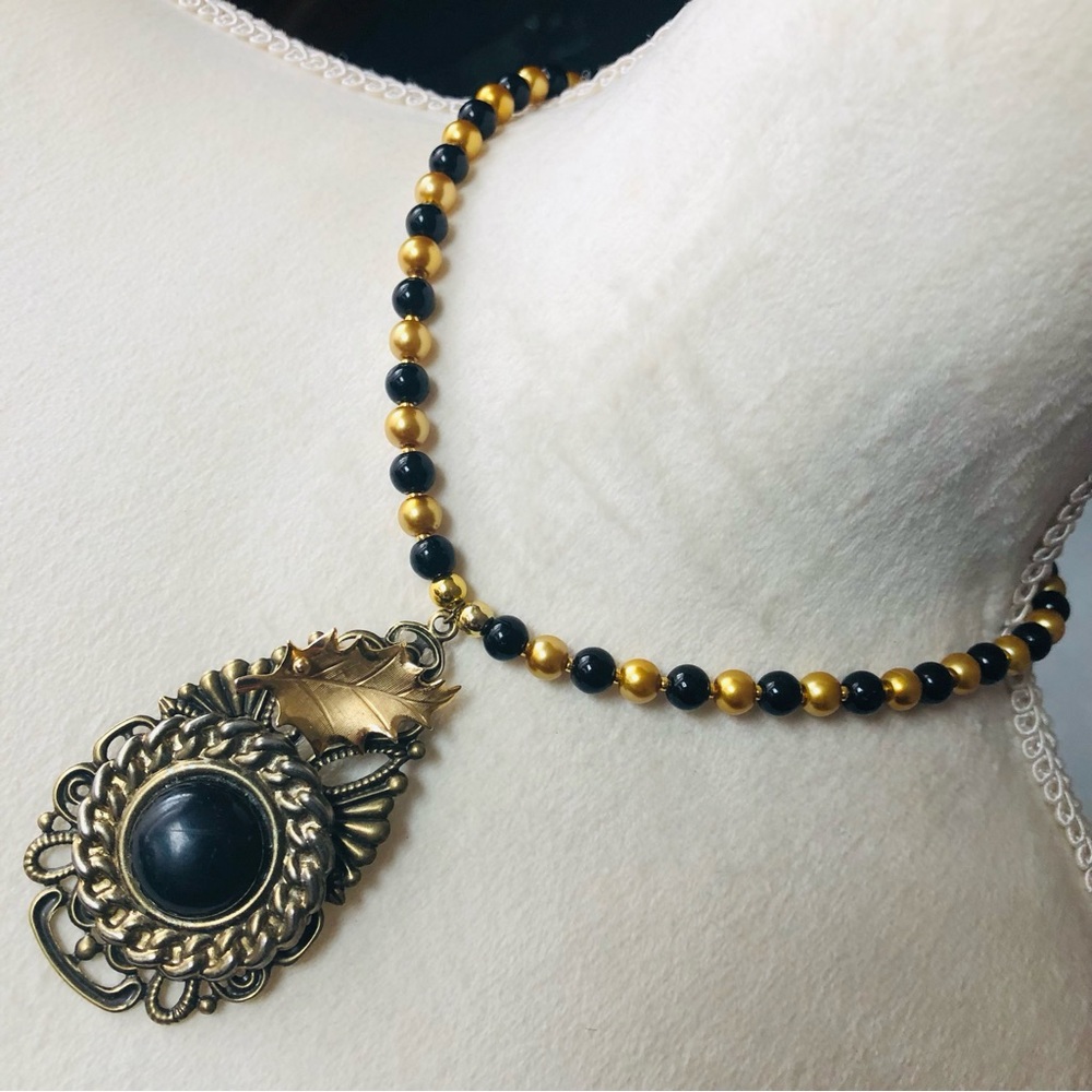 Handcrafted repurpose leaf medallion filigree pendant Czech glass Pearl necklace
